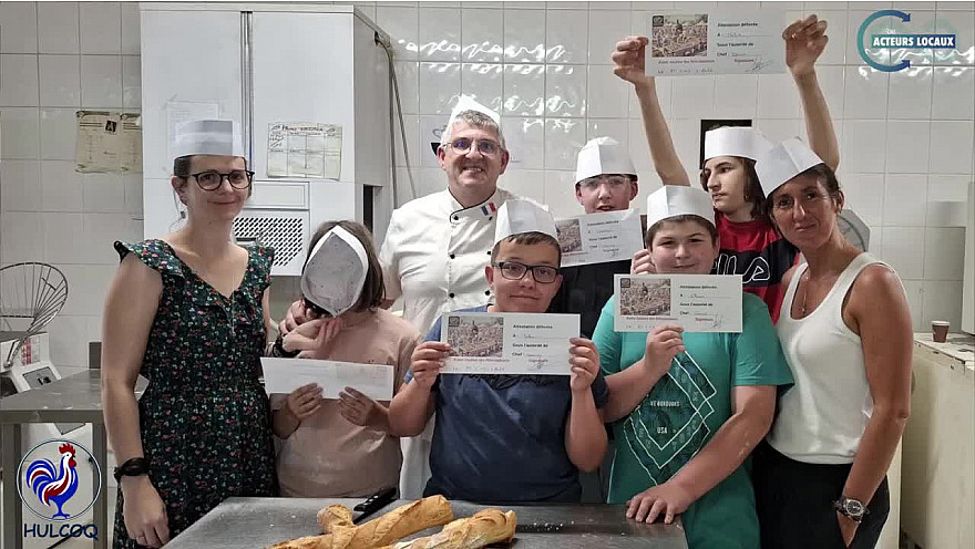TvLocale de 'J'irai Pétrir chez vous' - avec l'IME de Niort une magnifique matinée de partage au fournil avec une classe du SESSAD !